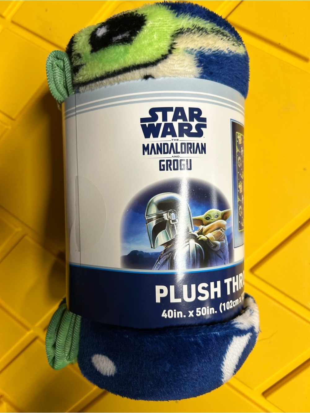 Star Wars Mandalorian & Grogu movie Plush Throw Blanket - limited edition